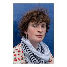 Tracy Alverson's Instagram, Twitter & Facebook