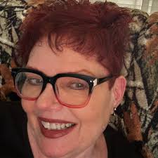 Andie MacDowell took care of Viola Davis during her first fashion show.