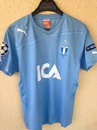 Sehen sie alle klassischen trikots von malmö ff im football kit archive. Malmo Home Baju Bolasepak 2011 2012