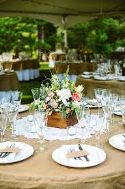 Round Table Wedding Centerpiece Ideas Best Round Table Decorations Ideas On Round Round Wedding Tables Round Table Centerpieces Vintage Wedding Table Settings