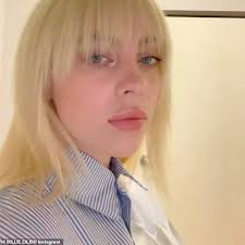 Billie eilish by gotty · may 2, 2021. Freedomroo Billie Eilish Admits It Took Six Weeks To Accomplish Her New Platinum Blonde Look Australiannewsreview