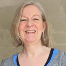 Lisa Simcox's Instagram, Twitter & Facebook