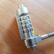 The original came with two keys. Lockpicker People Kensington Lock Help Security Level1techs Forums