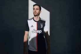 Adidas unveils official 2019/20 juventus home kit jersey: Adidas And Juventus Usher In A New Era With A Cold Home Kit That Breaks 116 Years Of Tradition