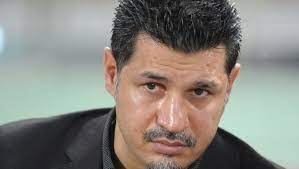 Alle aktuellen nachrichten zu ali daei sortiert nach datum. Ali Daei Zeigt Ahmedinedschad Wohl Die Kalte Schulter