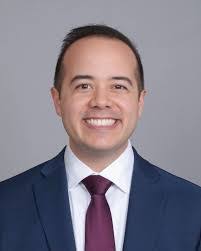 Kari Greene's Instagram, Twitter & Facebook