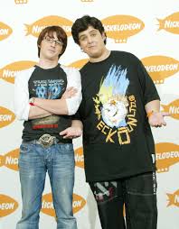 With their parents out of town and megan planning a trip to denver, drake and josh find they'll have the house to themselves for the week. Drake Josh S Drake Bell Says They Have Really Clever Ideas For A Potential Reboot