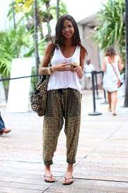 Harem pants are comfortable, you can wear them during whole year and you can wear them everywhere, with the right choice of accessories. 48 Best How To Wear Harem Pants 2017 Ideas How To Wear Cute Outfits Pants 2017