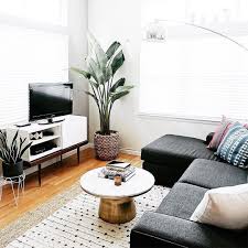 Lyzrush S Living Room Is Proof That Even A Small Space Can Be Elegant Simple And Stylish Small Living Room Design Small Living Room Decor Small Living Rooms