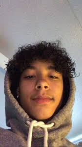 Pin By Mlccnx On Ethan Boys With Curly Hair Light Skin Boys Curly Hair Men