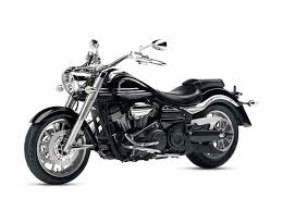 The roadliner s gets chrome switchgear, front. Yamaha Xv1900 Midnight Star 2006 On Review Mcn