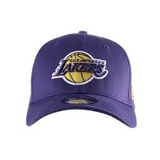 Das atmungsaktive modell in schwarz ist die perfekte ausrüstung für dich. New Era Los Angeles Lakers Cap Team 39thirty Schwarz Hier Bestellen Bild Shop