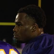 Ian “SHOWTIME” Mitchell (@issianmitchell)