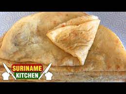 Surinaamse Roti Gevuld Met Aardappel Bakken In Detail Uitgelegd Op Velen Verzoek Suriname Kitchen Youtube In 2021 Roti Food Roti Recipe