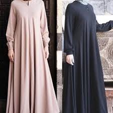 Goruntunun Olasi Icerigi Ayakta Duran Insanlar Fashion Hijab Fashion Long Sleeve Dress