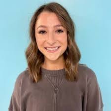 Ashley Nalley's Instagram, Twitter & Facebook