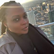 Wondering if anyone else had the experience of the appraisal coming in  lower than contracted amount right before closing and Lennar saying only  option is to either cough up the difference or