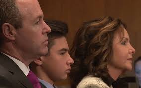 Phoenix teen brings story to panel weighing access to life-saving drugs