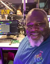 Remembering Old Radio Stations and DJs in Jacksonville