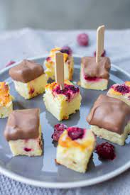 Substitute a 32 ounce can of pears and devil's food cake mix for pear kuchen, or canned peaches and white cake mix for a peach version. Cheesecake Bits Der Perfekte Kuchen Party Snack Trytrytry