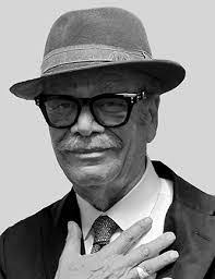 Thomas Arnhold's Instagram, Twitter & Facebook