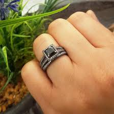 Amazon.com: Dazzlingrock Collection 1.35 Carat (Cttw) Princess Black &  Round White Diamond Split Shank Halo Wedding Ring Set for Women in Black  Plated 14K Solid White Gold, Size 5 : Clothing, Shoes