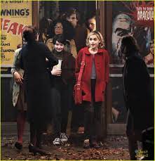 Chilling Adventures Of Sabrina Sabrina Spellman Sabrina Sabrina Spellman Outfit