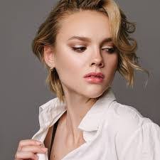 Mari Queen's Instagram, Twitter & Facebook