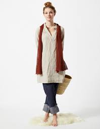 Instructions and yarn requirements for size preemie are given outside the parentheses, and instructions and yarn requirements for all larger sizes are given inside. 7 Lightweight Knitting Patterns For Summer Cocoknits