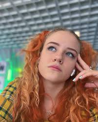 Sonja Rose's Instagram, Twitter & Facebook