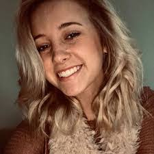 Amber Ensminger's Instagram, Twitter & Facebook