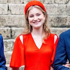 zonamaeee onlyfans leaks extremely clean place and had a