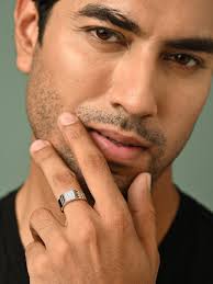 Buy Clara 925 Silver Platinum Swiss Zirconia Leon Ring for Men Online At  Best Price @ Tata CLiQ