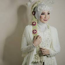 819 Likes 2 Comments Laksmi Wedding Muslimah Laksmimuslimah On Instagram Cantik Anggun Dan Sederhana Adalah Gamb Pengantin Wanita Pernikahan Pengantin