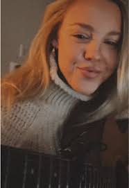 a lil @kaceymusgraves 💐🤍 #singersongwriter #cover #kaseymusgraves  #deeperwell #acousticcovers