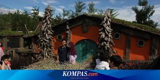 Namun jika pengunjung ingin mengonsumsi durian maka harus mengeluarkan biaya. Antisipasi Kemacetan Akibat Demo Ini 5 Destinasi Wisata Dekat Jakarta Halaman All Kompas Com
