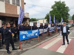 Penitenciarul drobeta turnu severin depune, în continuare, eforturi pentru prevenirea îmbolnăvirilor cu noul coronavirus, atât în rândul efectivelor de deținuți, cât și în rândul personalului. De La Drobeta Turnu Severin La Codlea La Mitingul De La Penitenciar Buna Ziua Brasov