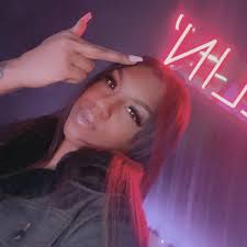 🌹 APRIL 🦋 (@jit.juke) • Threads, Say more