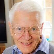 Lonnie Hutton's Instagram, Twitter & Facebook