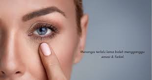 Cara mengobati mata bengkak kalazion mirip dengan bintitan. Hilangkan Sembab Bawah Mata Selepas Menangis Dengan 6 Cara Mudah Ini Nona