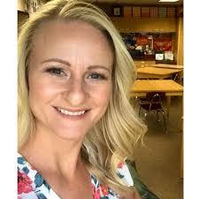 Enid Rosario's Instagram, Twitter & Facebook