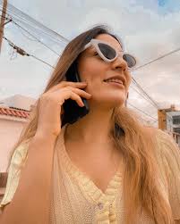 Nos sacamos los lentes un momento 🤝, para decirte: ÁNIMO, TÚ PUEDES 🙌🏻.  A veces es necesario leer un mensaje POSITIVO ✨🙏, en un mar de mensajes  negativos 🤗 ¡Que tengan un