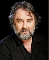 Presentado 'Asia en el pelo', XLII Premio Internacional de Poesía Juan  Alcaide