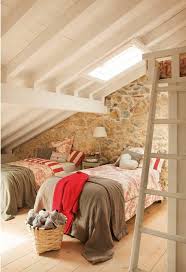 1001 Idees Deco De Chambre Sous Pente Cocoon Chambre Sous Combles Deco Chambre Sous Pente Design De Chambre Mansardee
