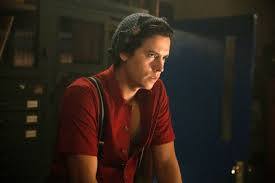 Encuentra todos los detalles de las 6 temporadas y de los 89 episodios de la series. Riverdale To Kill Jughead In The Ides Of March Episode