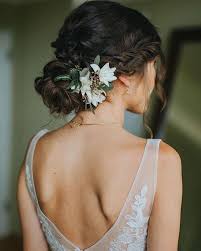 It shouldn't depend solely on what looks good on you, but for a strapless wedding dress, you've plenty of choices and try a lot of unique wedding hairstyles. 20 Hairstyles For Your Rustic Wedding Rustic Wedding Chic