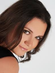 Jennifer Brekke's Instagram, Twitter & Facebook