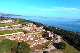 Moderne wohnung auf sardinien am meer mit klima,spülmaschine,wlan. Haus Sardinien Am Meer Nur 90 Meter Vom Wasser Traumvillen