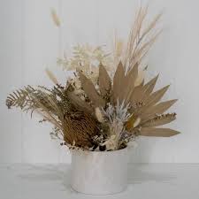 Estil Home Dried Flower Arrangement Video Dried Flower Arrangements Dried Flowers Preserved Flowers Arrangement