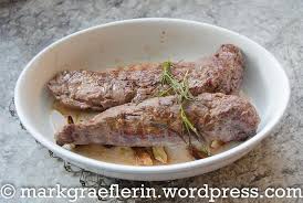 Wildschweinfilet Niedrigtemperatur Garmethode Mit Pfifferlingen Salat Bragele In 2020 Wildschweinfilet Rezept Schweine Filet Pfifferlinge